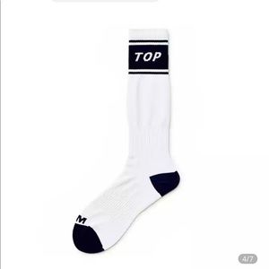 DM TOP MENS ATHLETIC GYM SOCKS. NWT GAY TOP
